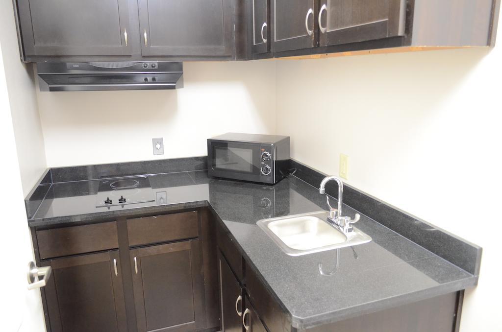 Palace Inn Sam Houston Race Park מראה חיצוני תמונה