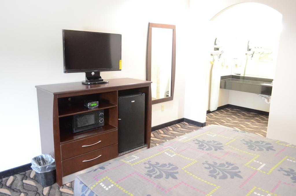 Palace Inn Sam Houston Race Park חדר תמונה