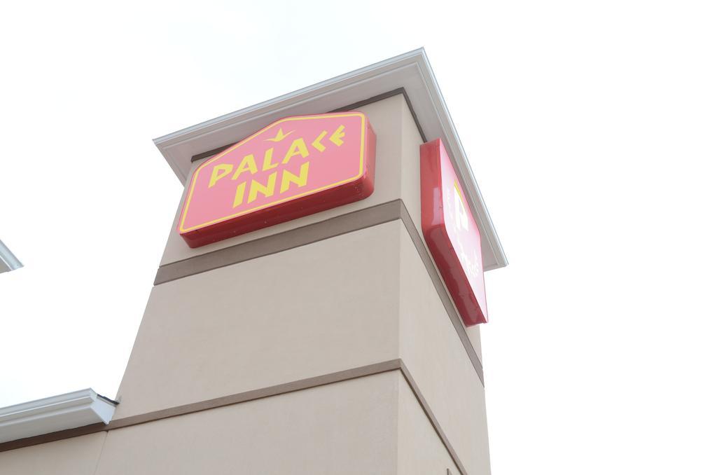 Palace Inn Sam Houston Race Park מראה חיצוני תמונה