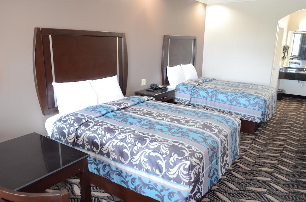 Palace Inn Sam Houston Race Park חדר תמונה