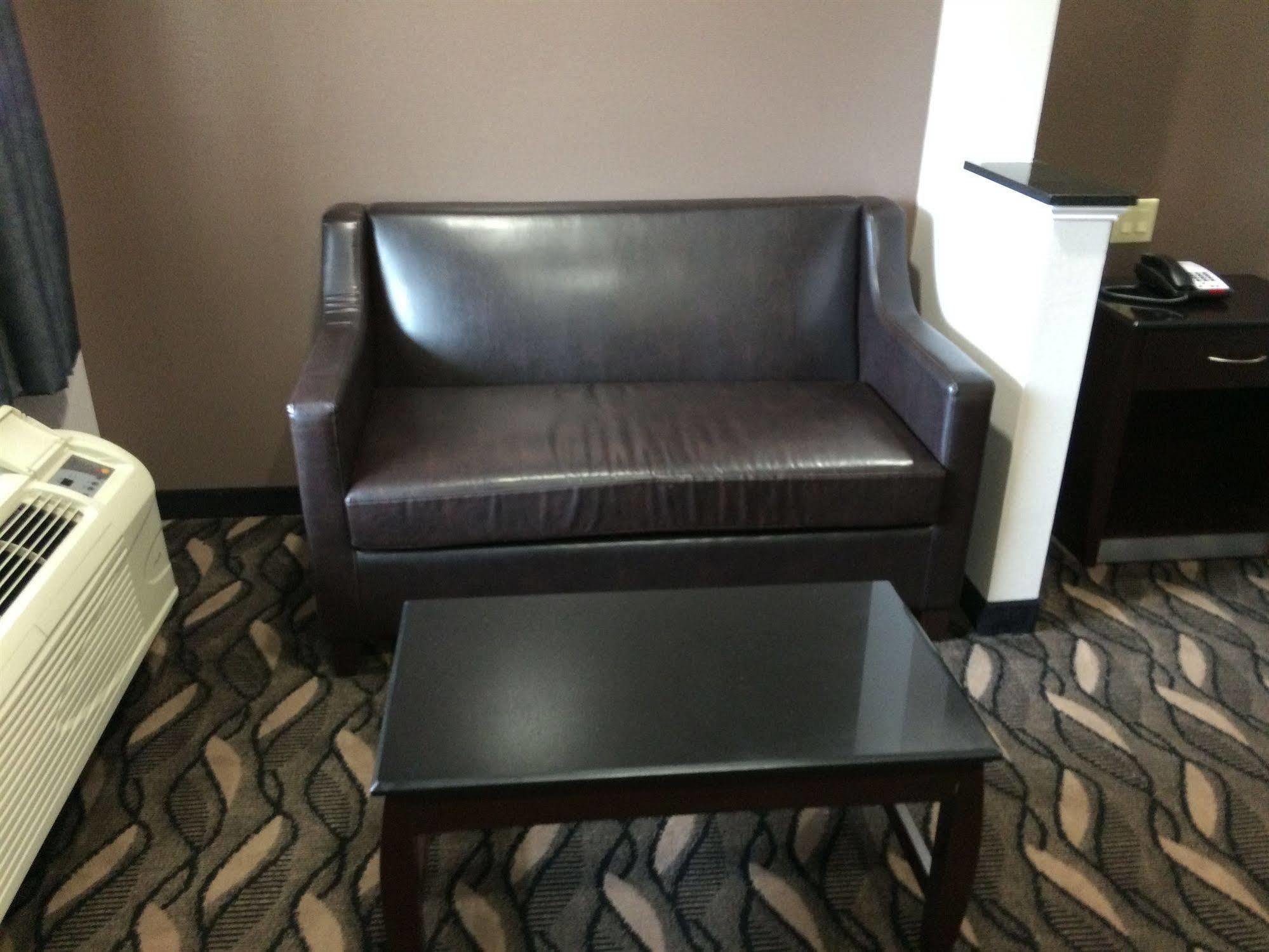 Palace Inn Sam Houston Race Park מראה חיצוני תמונה
