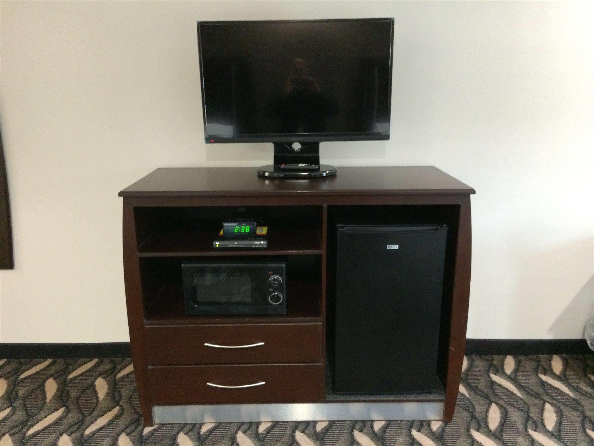 Palace Inn Sam Houston Race Park מראה חיצוני תמונה